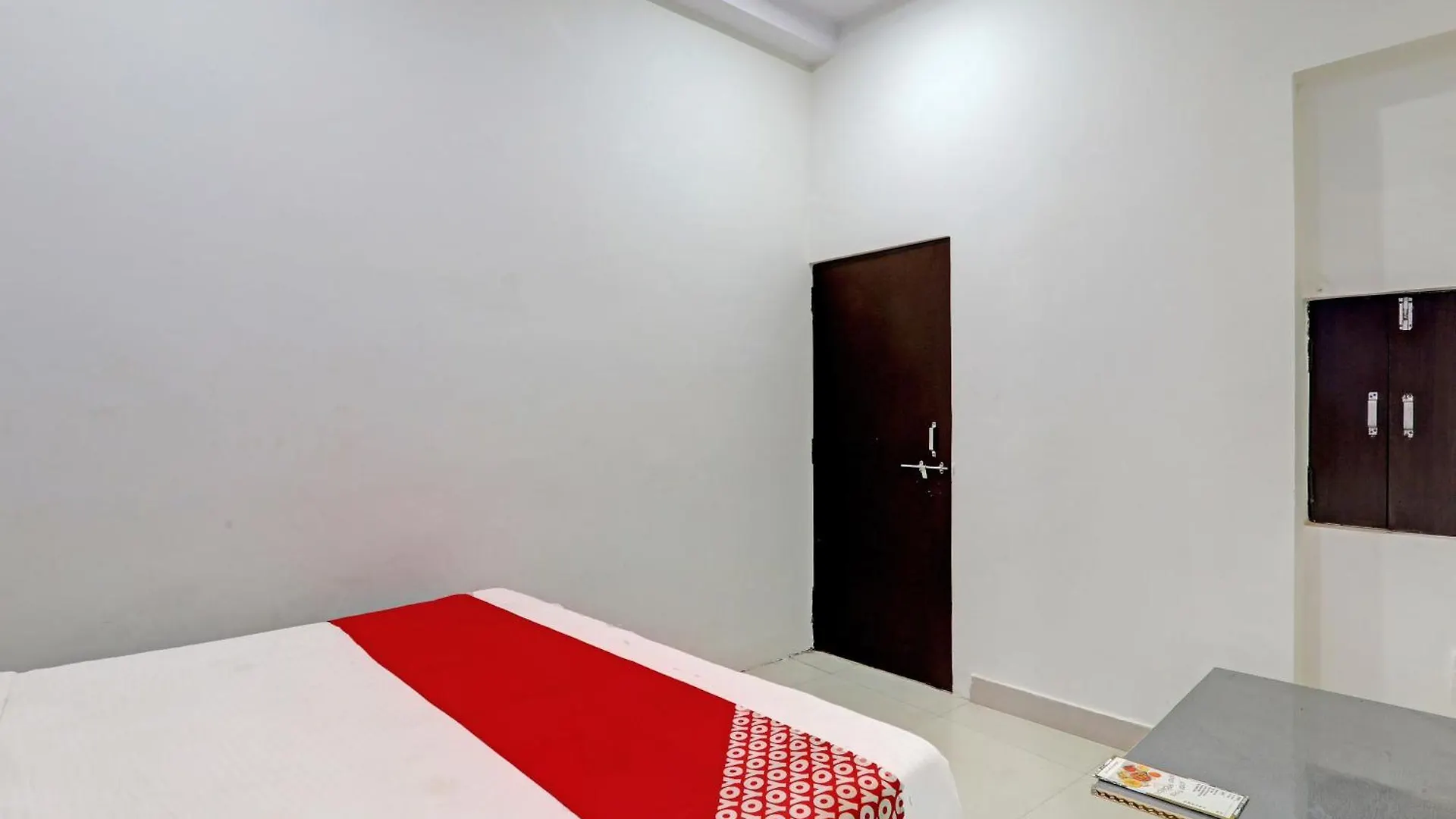 Hotel O Holiday Banaras Stay Βαρανάσι